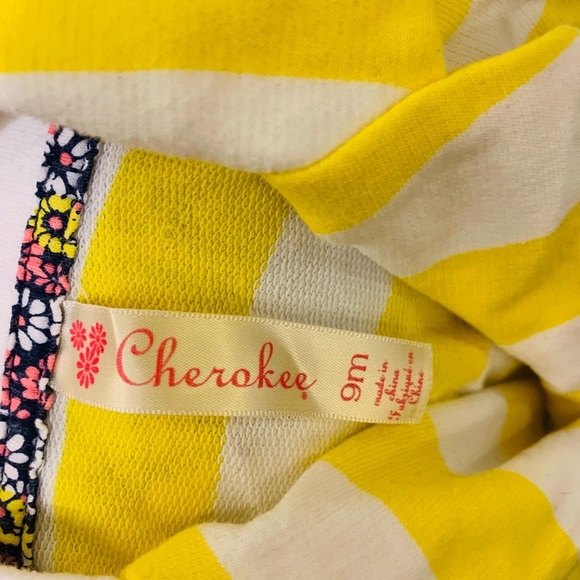 ⭐️2/$20 Cherokee | size 9mon two piece set - Picture 3 of 3